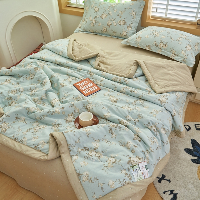 91家纺网 家纺一手货源 找家纺 简如 2026新款印花里外全棉夏凉被四件套 洛丽伊