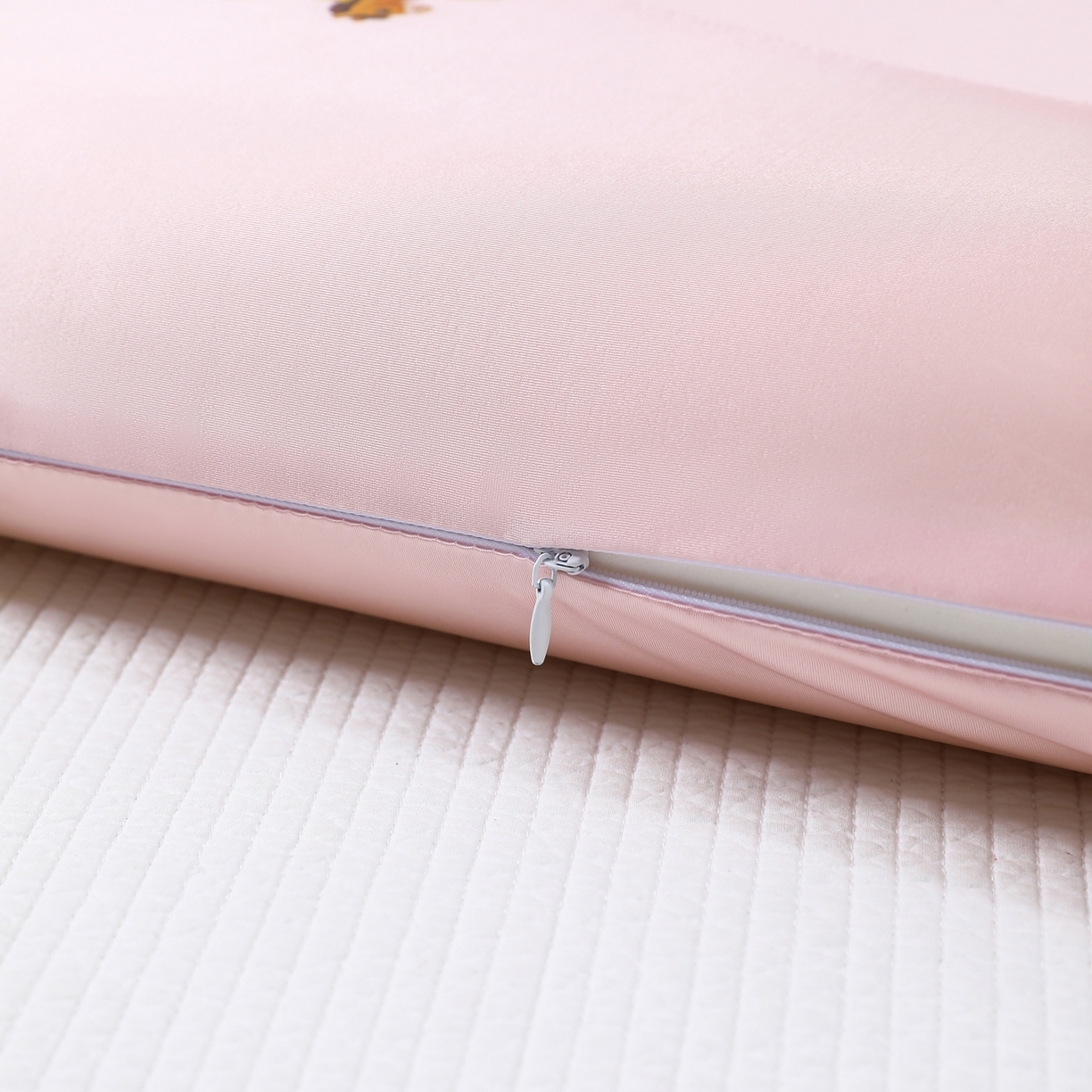 91家纺网 家纺一手货源 找家纺 （总）芯洲 2026新款慢回弹记忆枕枕头枕芯-马上有钱