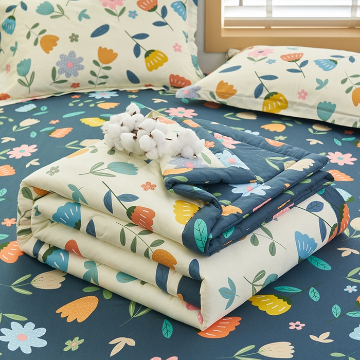 91家纺网 家纺一手货源 找家纺 简如 2026新款印花里外全棉夏凉被四件套 洛洛繁花