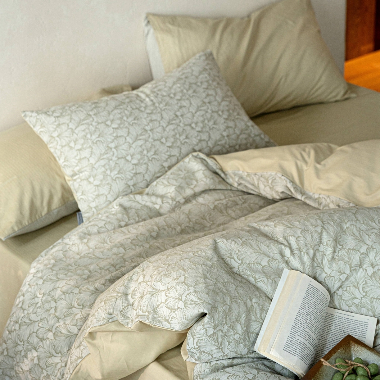 91家纺网 家纺一手货源 找家纺 时光里 2026新款全棉纯棉60支色织水洗提花四件套 杏芷