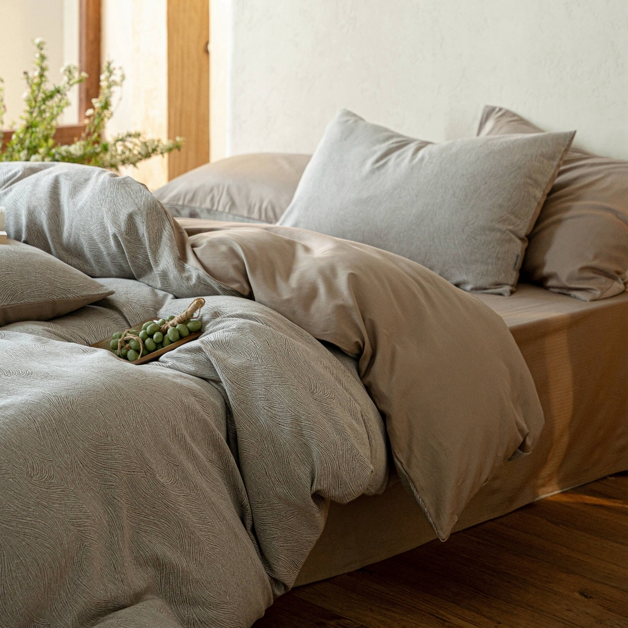 91家纺网 家纺一手货源 找家纺 时光里 2026新款全棉纯棉60支色织水洗提花四件套 一纸流光-琥珀棕