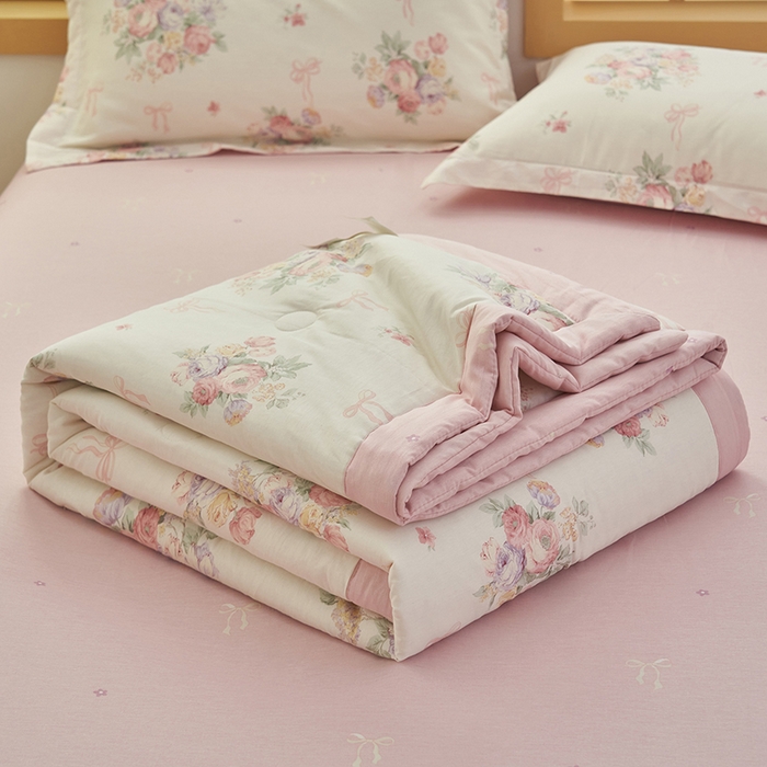 91家纺网 家纺一手货源 找家纺 简如 2026新款印花里外全棉夏凉被四件套 清风花影