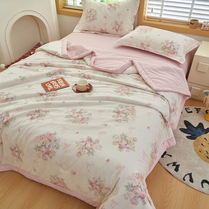 91家纺网 家纺一手货源 找家纺 简如 2026新款印花里外全棉夏凉被四件套 清风花影