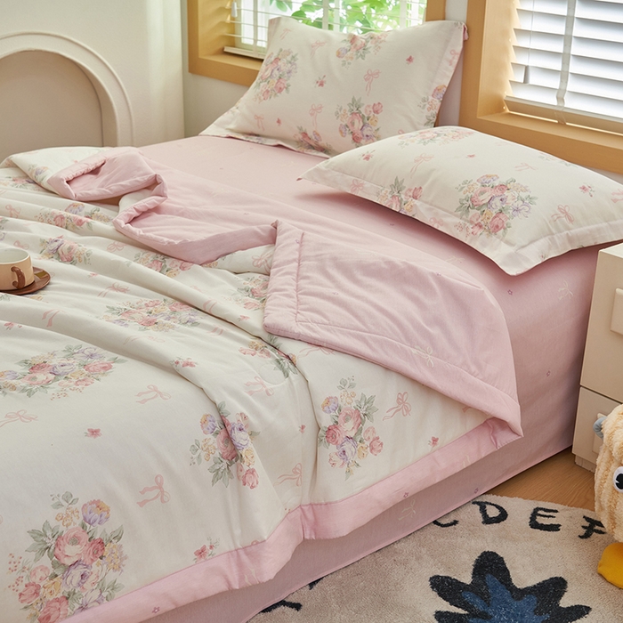 91家纺网 家纺一手货源 找家纺 简如 2026新款印花里外全棉夏凉被四件套 清风花影