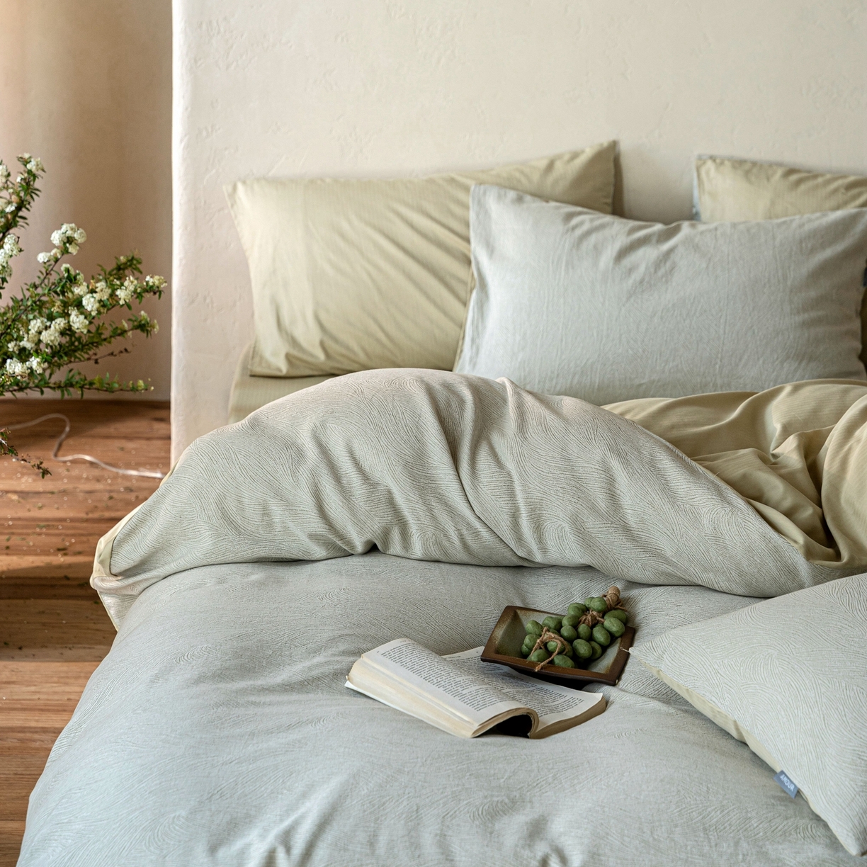 91家纺网 家纺一手货源 找家纺 时光里 2026新款全棉纯棉60支色织水洗提花四件套 一纸流光-绢色