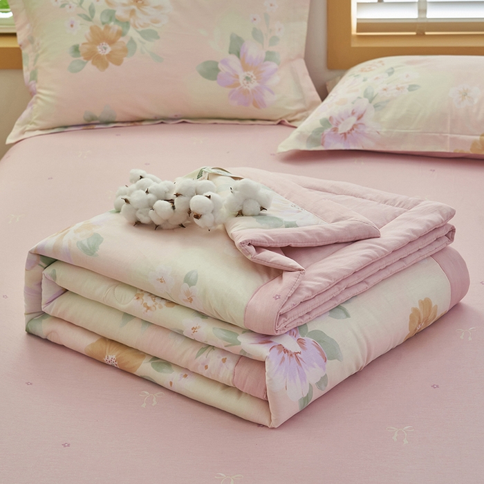 91家纺网 家纺一手货源 找家纺 简如 2026新款印花里外全棉夏凉被四件套 四季花园-粉