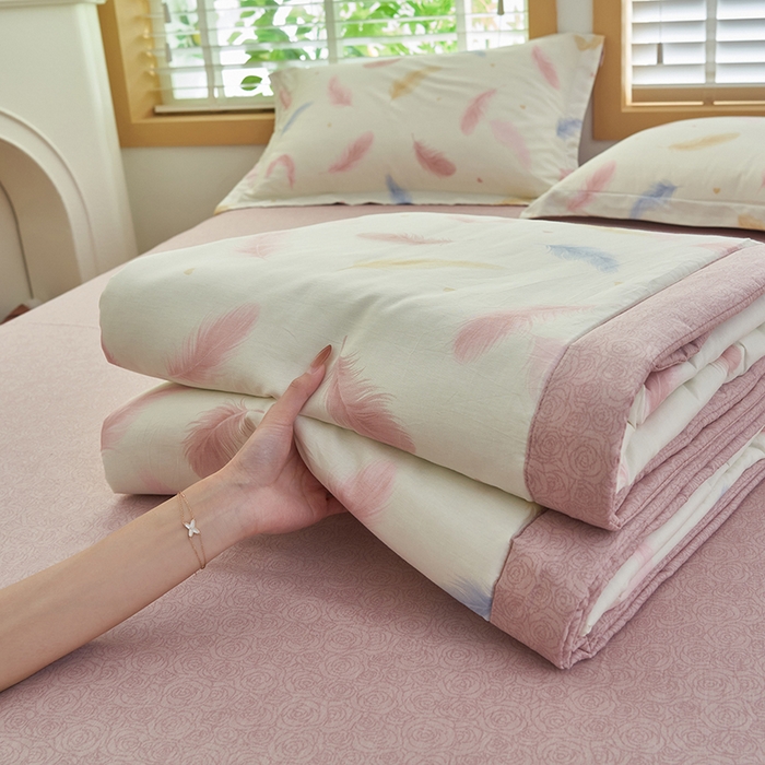 91家纺网 家纺一手货源 找家纺 简如 2026新款印花里外全棉夏凉被四件套 羽叶