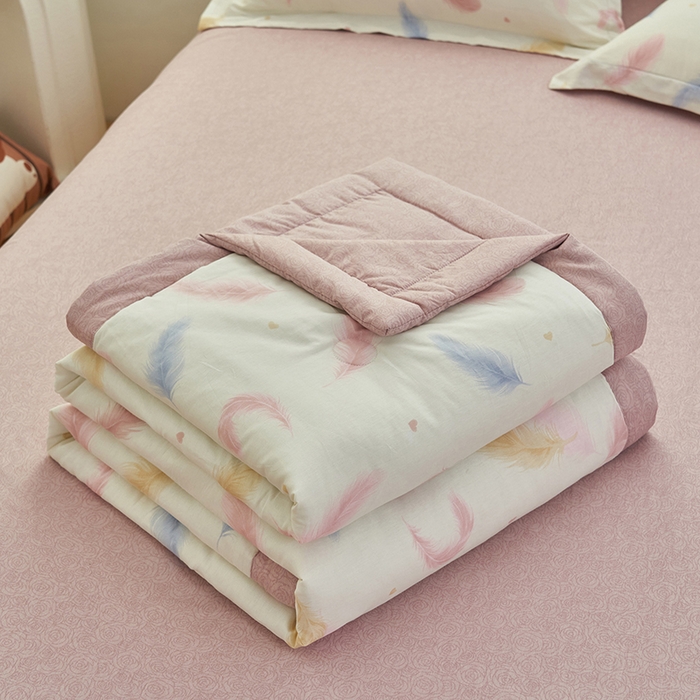 91家纺网 家纺一手货源 找家纺 简如 2026新款印花里外全棉夏凉被四件套 羽叶