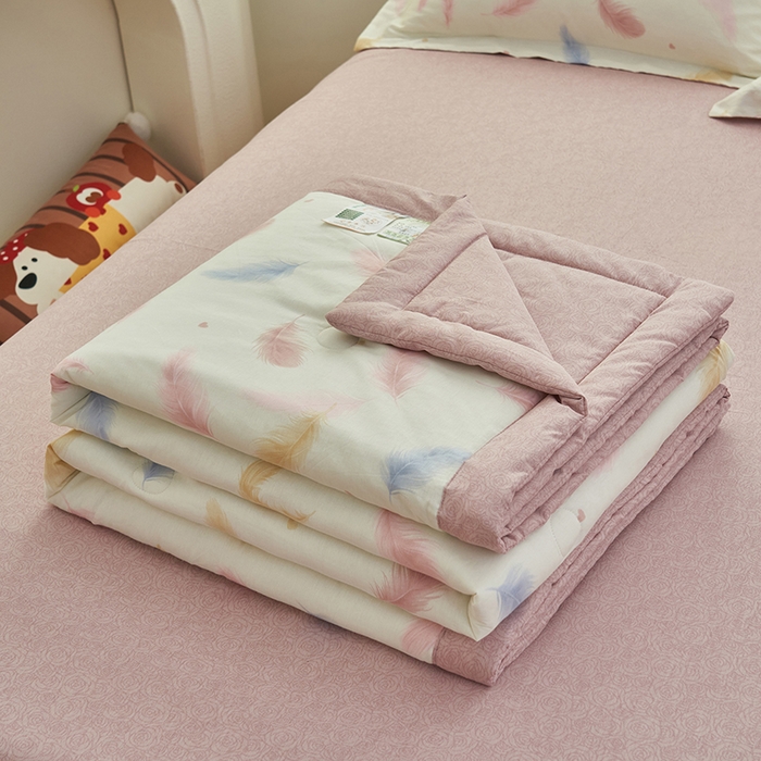 91家纺网 家纺一手货源 找家纺 简如 2026新款印花里外全棉夏凉被四件套 羽叶