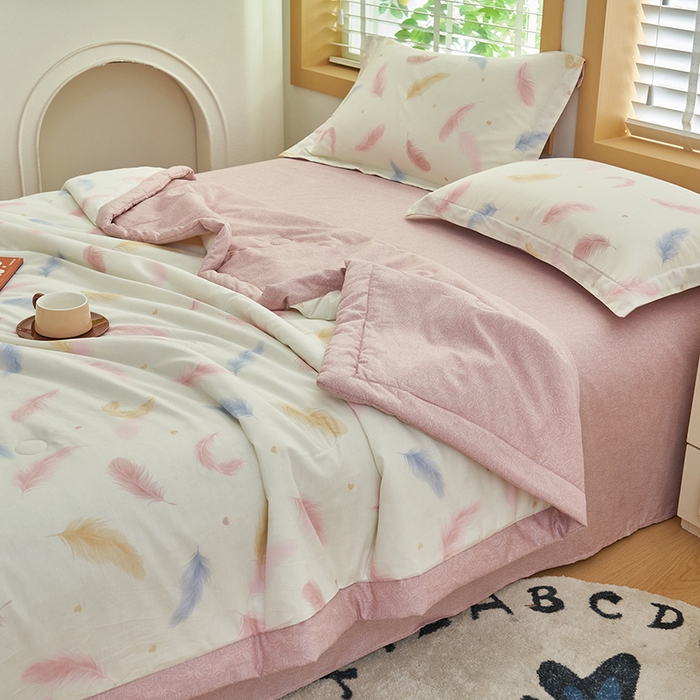 91家纺网 家纺一手货源 找家纺 简如 2026新款印花里外全棉夏凉被四件套 羽叶