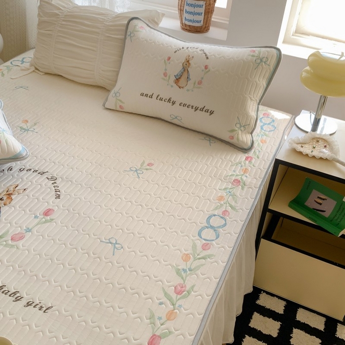 91家纺网 家纺一手货源 找家纺 顾里家纺 2026新款ins大版卡通乳胶席凉席席子 彼得兔