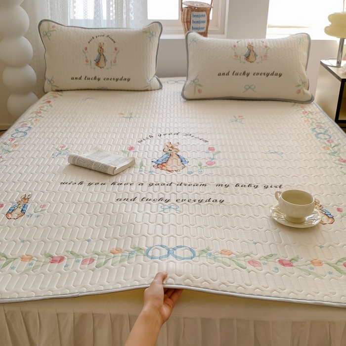 91家纺网 家纺一手货源 找家纺 顾里家纺 2026新款ins大版卡通乳胶席凉席席子 彼得兔