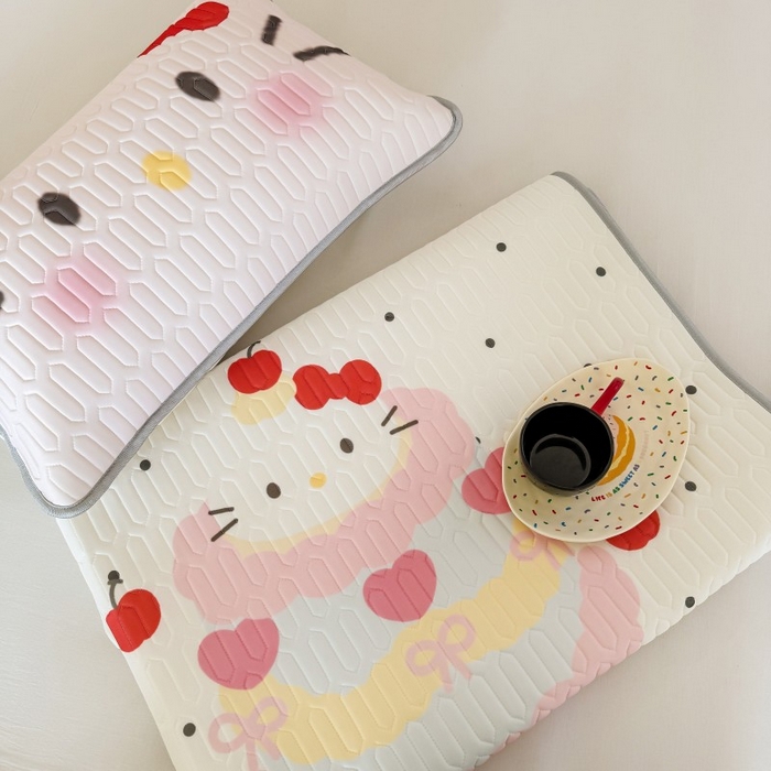 91家纺网 家纺一手货源 找家纺 顾里家纺 2026新款ins大版卡通乳胶席凉席席子 波点蛋糕猫