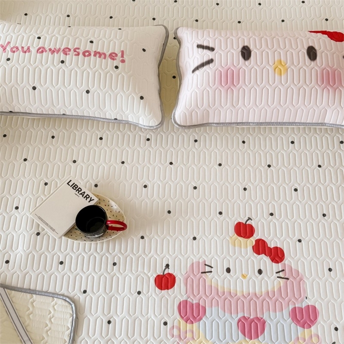 91家纺网 家纺一手货源 找家纺 顾里家纺 2026新款ins大版卡通乳胶席凉席席子 波点蛋糕猫