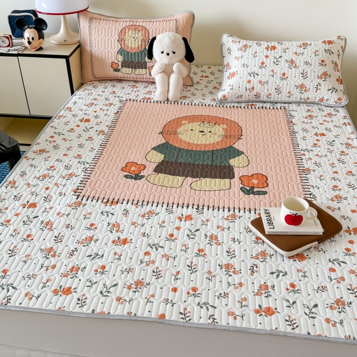 91家纺网 家纺一手货源 找家纺 顾里家纺 2026新款ins大版卡通乳胶席凉席席子 复古小狮