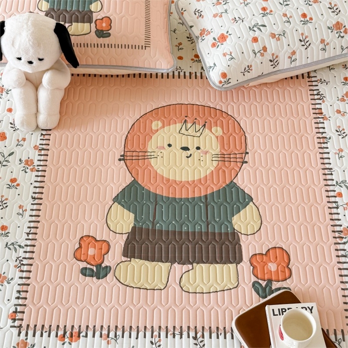 91家纺网 家纺一手货源 找家纺 顾里家纺 2026新款ins大版卡通乳胶席凉席席子 复古小狮