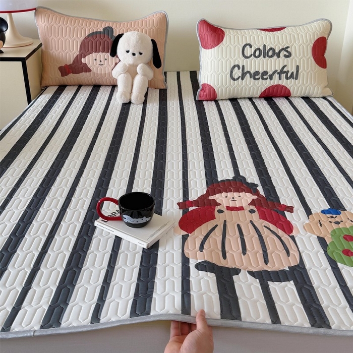 91家纺网 家纺一手货源 找家纺 顾里家纺 2026新款ins大版卡通乳胶席凉席席子 帽子女孩