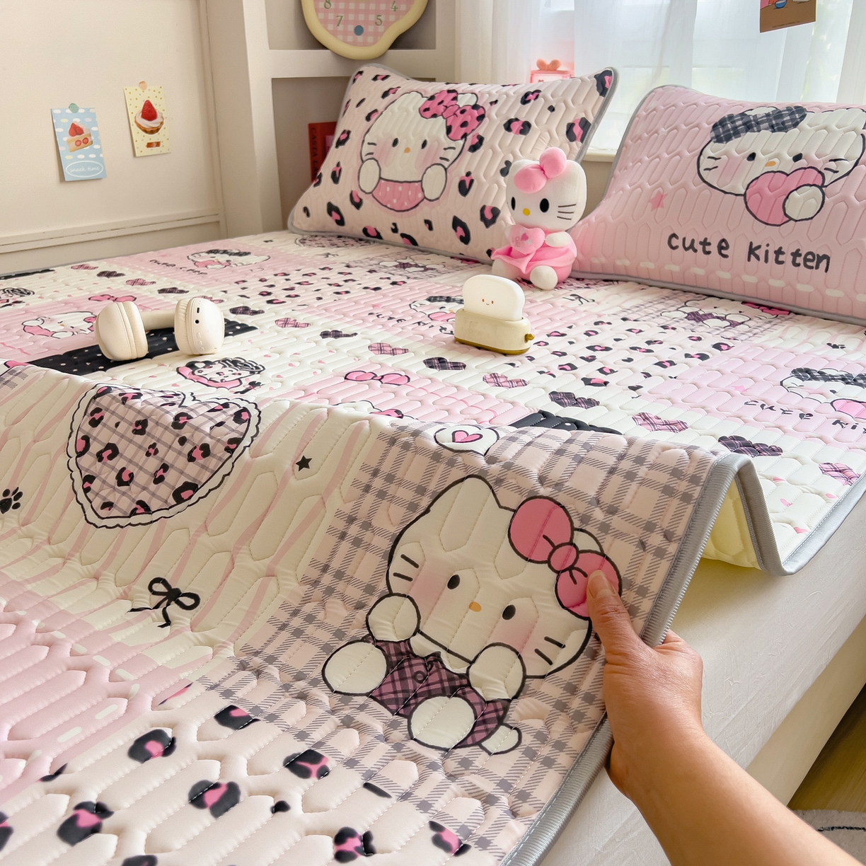 （总）摩妮卡 2026新款数码大版小清新乳胶凉席床席款三件套-场景二