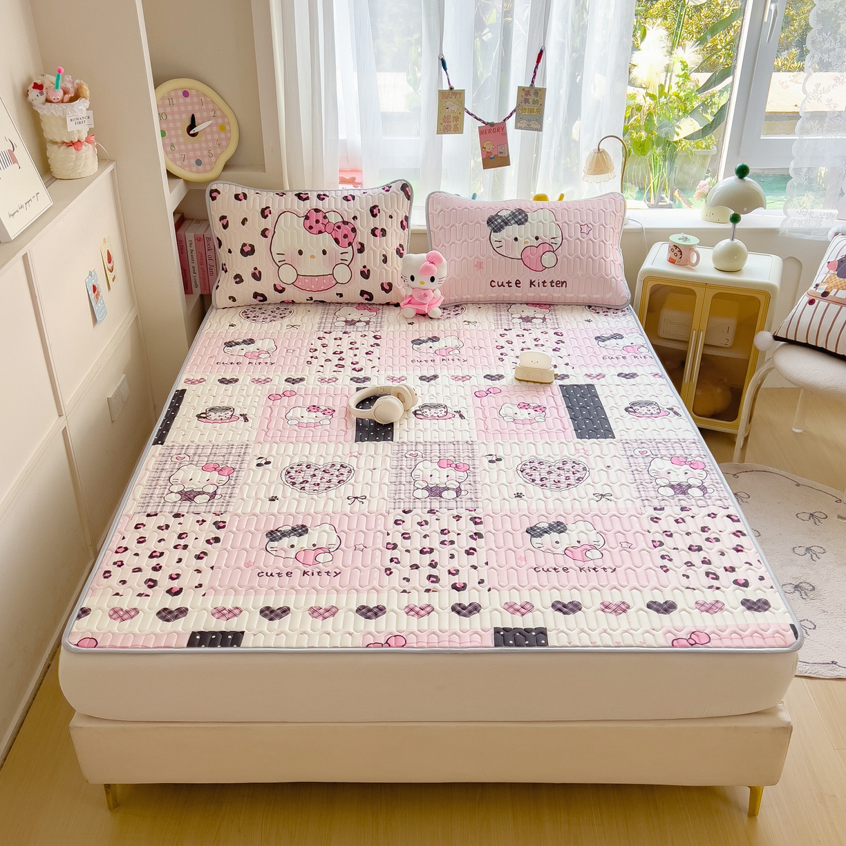 91家纺网 家纺一手货源 找家纺 （总）摩妮卡 2026新款数码大版小清新乳胶凉席床席款三件套-场景二