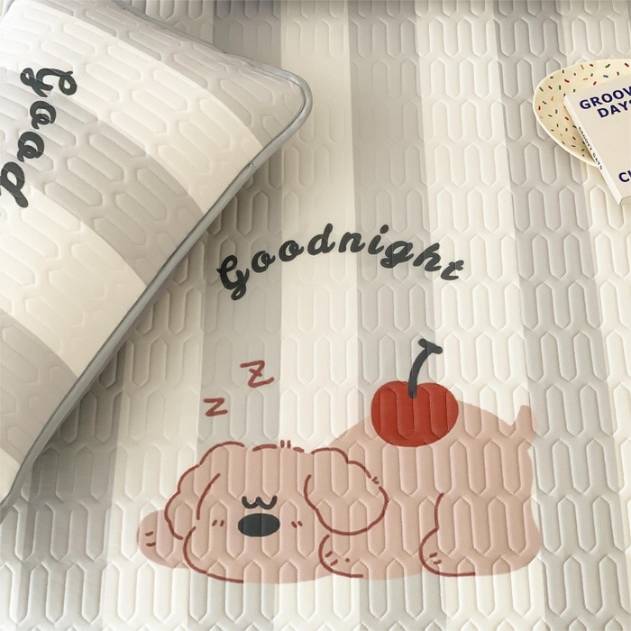 91家纺网 家纺一手货源 找家纺 顾里家纺 2026新款ins大版卡通乳胶席凉席席子 趴趴熊