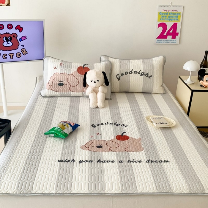 91家纺网 家纺一手货源 找家纺 顾里家纺 2026新款ins大版卡通乳胶席凉席席子 趴趴熊