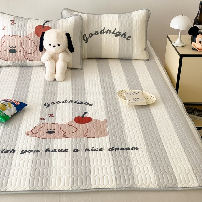 91家纺网 家纺一手货源 找家纺 顾里家纺 2026新款ins大版卡通乳胶席凉席席子 趴趴熊