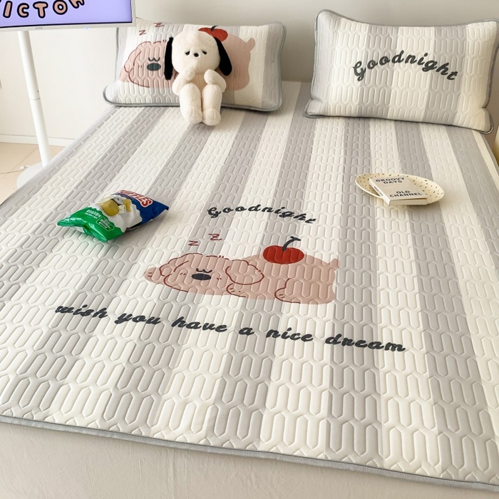 91家纺网 家纺一手货源 找家纺 顾里家纺 2026新款ins大版卡通乳胶席凉席席子 趴趴熊