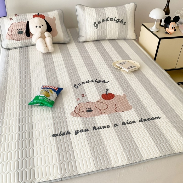 91家纺网 家纺一手货源 找家纺 顾里家纺 2026新款ins大版卡通乳胶席凉席席子 趴趴熊