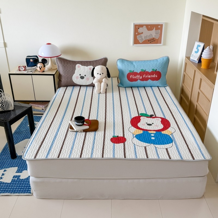 91家纺网 家纺一手货源 找家纺 顾里家纺 2026新款ins大版卡通乳胶席凉席席子 苹果小熊