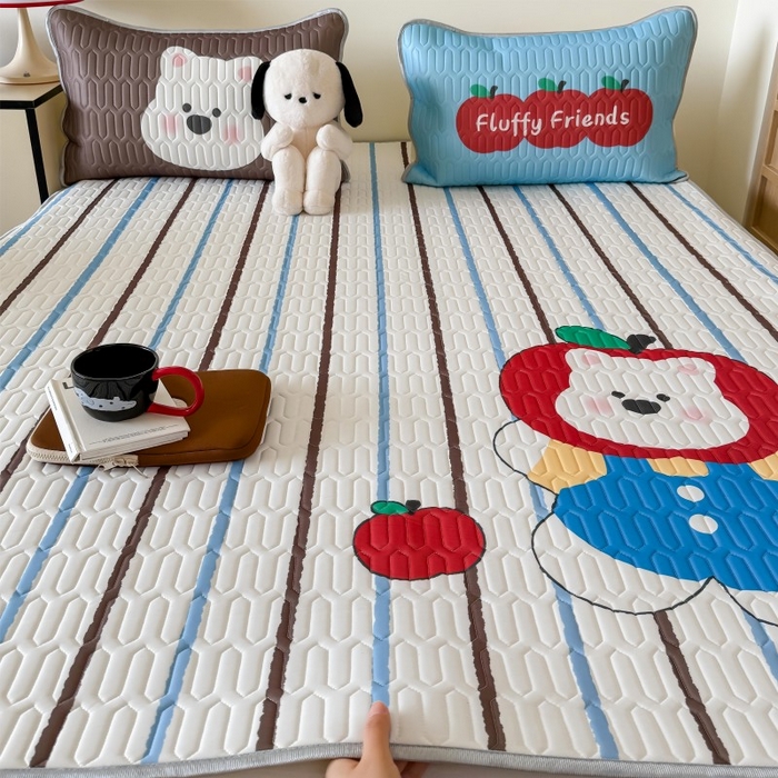 91家纺网 家纺一手货源 找家纺 顾里家纺 2026新款ins大版卡通乳胶席凉席席子 苹果小熊