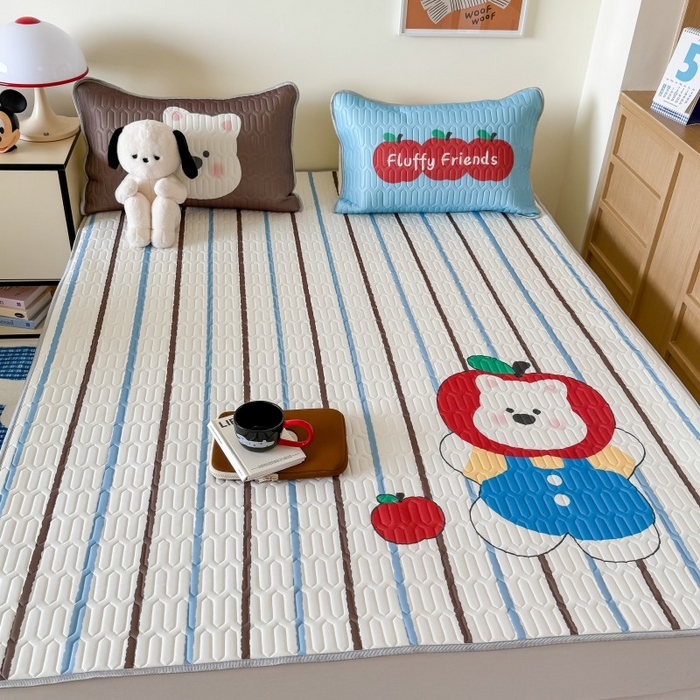 91家纺网 家纺一手货源 找家纺 顾里家纺 2026新款ins大版卡通乳胶席凉席席子 苹果小熊