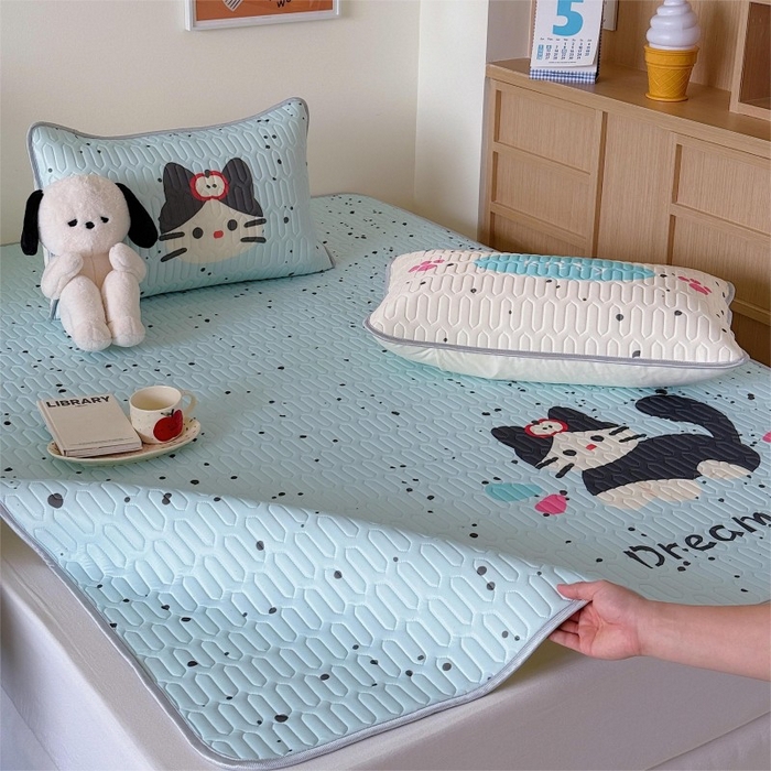 91家纺网 家纺一手货源 找家纺 顾里家纺 2026新款ins大版卡通乳胶席凉席席子 泼墨黑猫