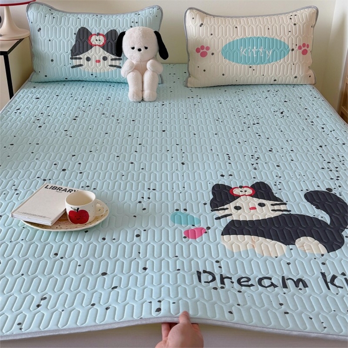 91家纺网 家纺一手货源 找家纺 顾里家纺 2026新款ins大版卡通乳胶席凉席席子 泼墨黑猫