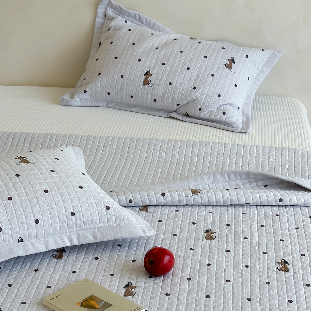 91家纺网 家纺一手货源 找家纺 床盖工厂店 2026新款提花色织麻床盖三件套 点点狗 灰