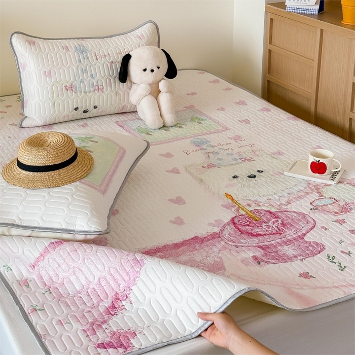 91家纺网 家纺一手货源 找家纺 顾里家纺 2026新款ins大版卡通乳胶席凉席席子 少女西高地