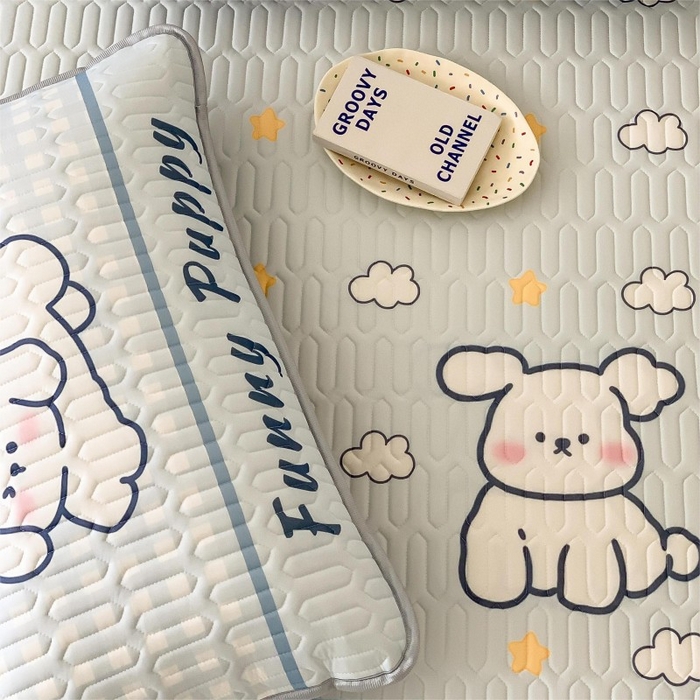 91家纺网 家纺一手货源 找家纺 顾里家纺 2026新款ins大版卡通乳胶席凉席席子 云朵小狗