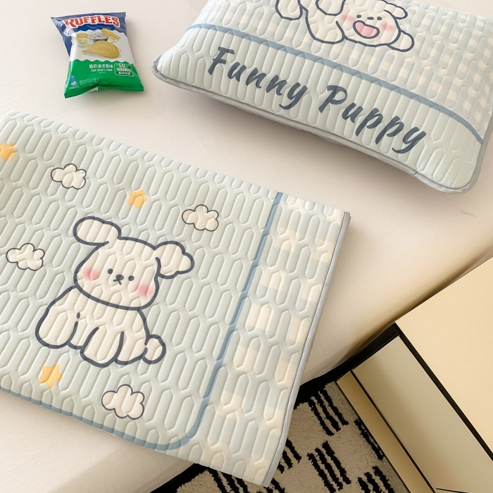 91家纺网 家纺一手货源 找家纺 顾里家纺 2026新款ins大版卡通乳胶席凉席席子 云朵小狗