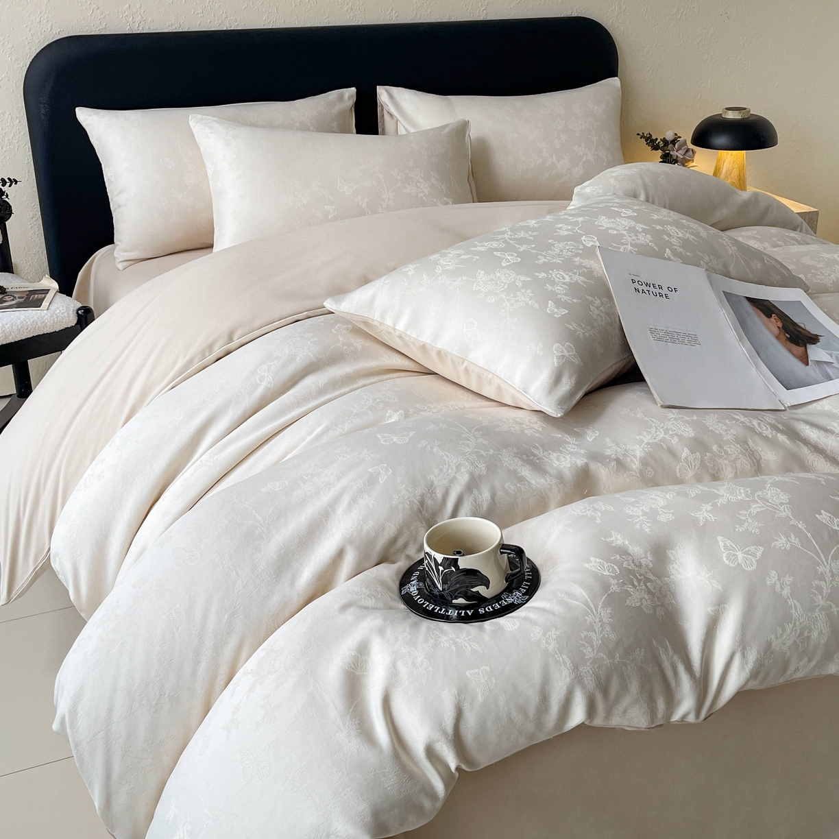 91家纺网 家纺一手货源 找家纺 （总）大麦乐田 2026春夏新款贡缎提花纯色双拼四件套