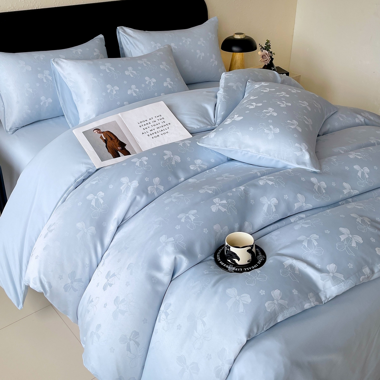 91家纺网 家纺一手货源 找家纺 （总）大麦乐田 2026春夏新款贡缎提花纯色双拼四件套