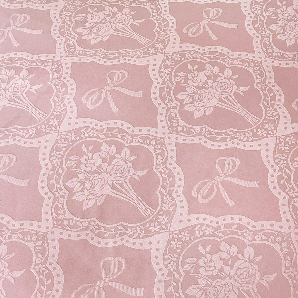 91家纺网 家纺一手货源 找家纺 大麦乐田 2026春夏新款贡缎提花纯色双拼四件套 艾利丝 香粉玉