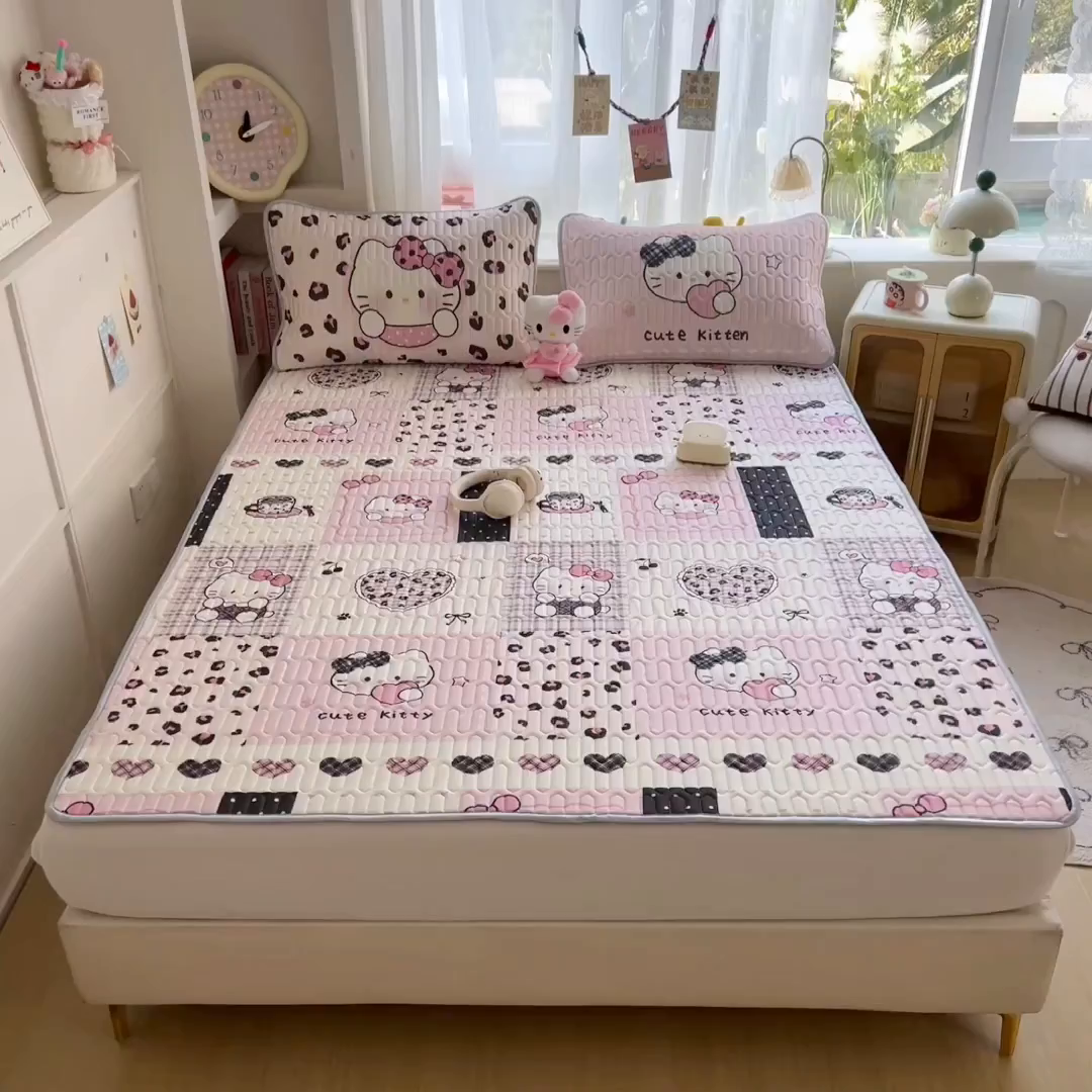 91家纺网 家纺一手货源 找家纺 摩妮卡 2026新款数码大版小清新乳胶凉席床席款三件套-场景二 心动收藏小屋