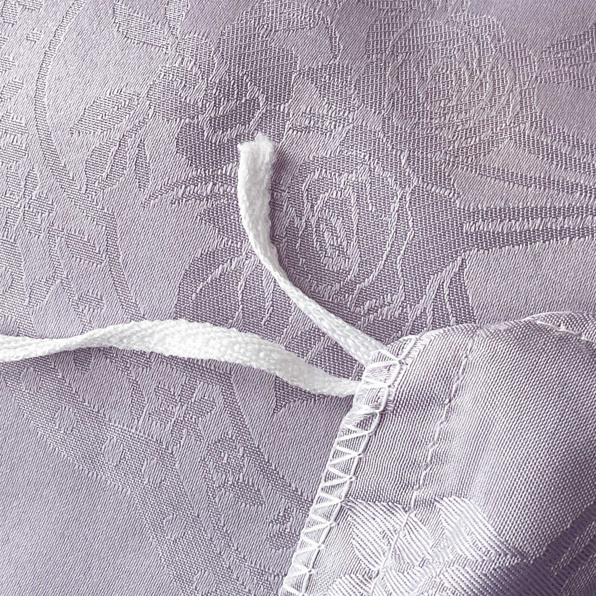 91家纺网 家纺一手货源 找家纺 大麦乐田 2026春夏新款贡缎提花纯色双拼四件套 艾利丝 初恋紫