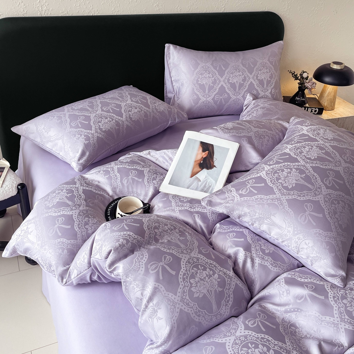 91家纺网 家纺一手货源 找家纺 大麦乐田 2026春夏新款贡缎提花纯色双拼四件套 艾利丝 初恋紫