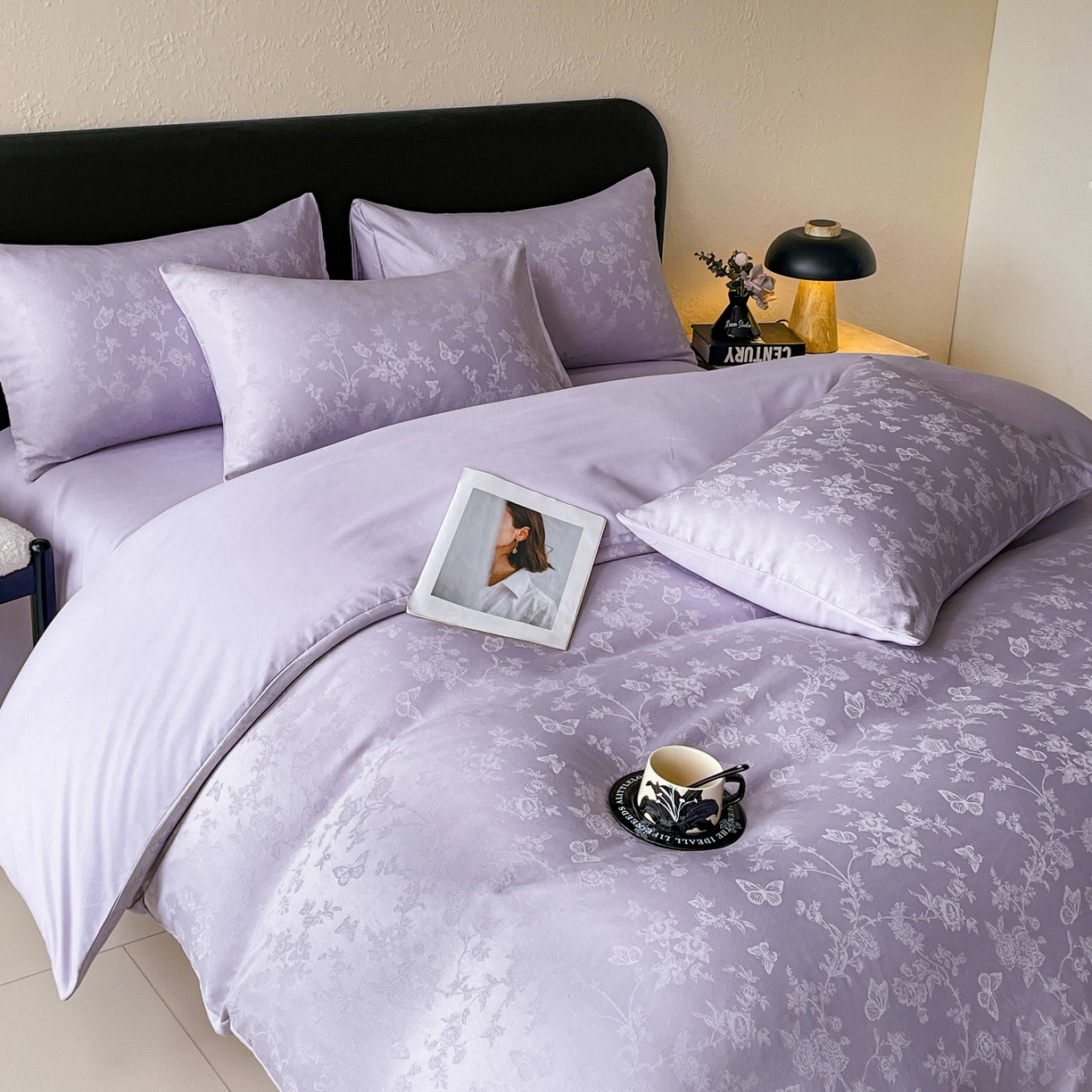 91家纺网 家纺一手货源 找家纺 大麦乐田 2026春夏新款贡缎提花纯色双拼四件套 爱草 初恋紫