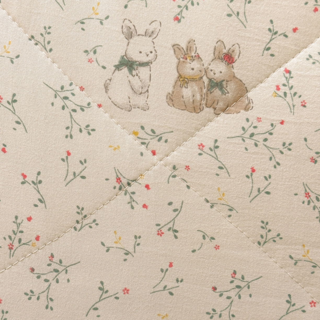 91家纺网 家纺一手货源 找家纺 梦恬佳 2026新款水洗皱皱纱卡通印花夏凉被 春意兔