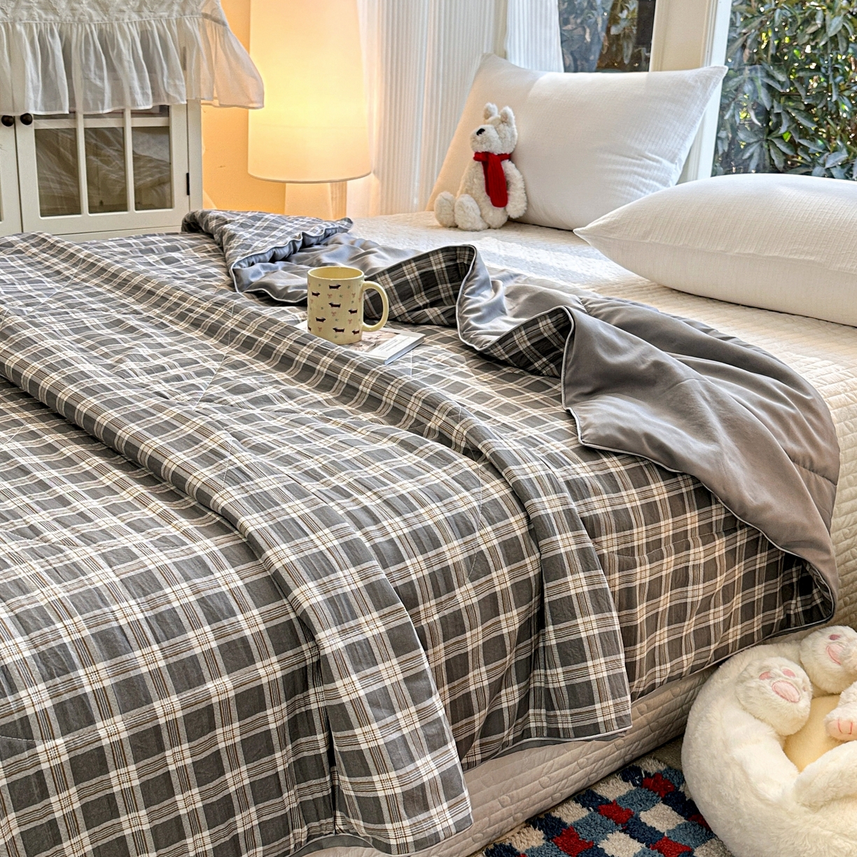 91家纺网 家纺一手货源 找家纺 梦恬佳 2026新款水洗皱皱纱卡通印花夏凉被 灰白格