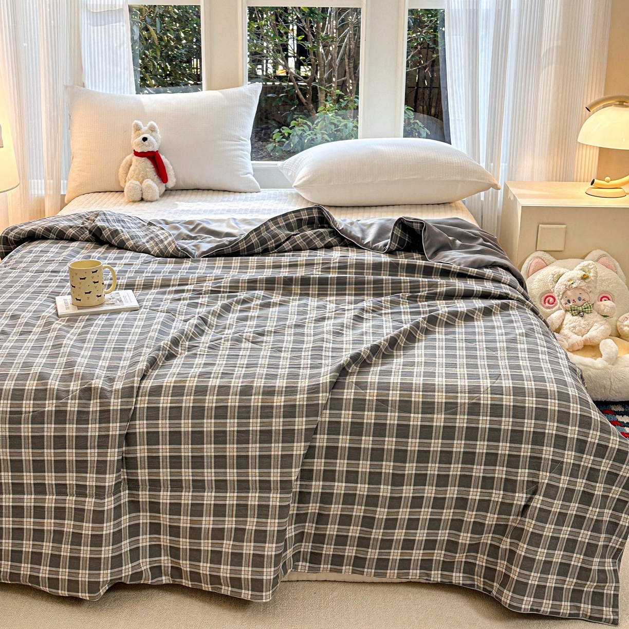 91家纺网 家纺一手货源 找家纺 梦恬佳 2026新款水洗皱皱纱卡通印花夏凉被 灰白格