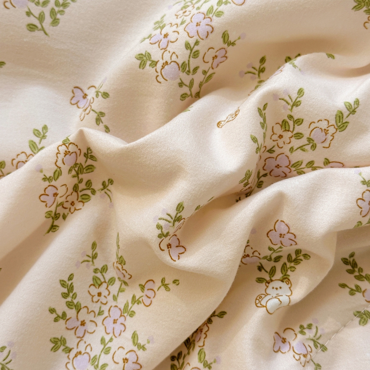 91家纺网 家纺一手货源 找家纺 梦恬佳 2026新款水洗皱皱纱卡通印花夏凉被 花束熊