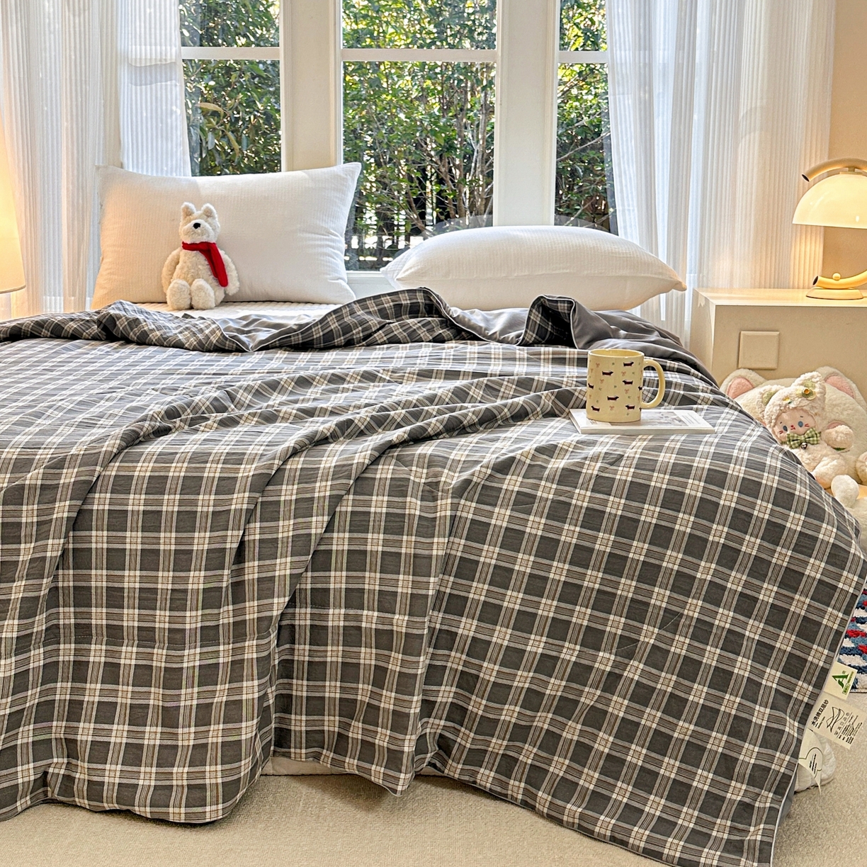 91家纺网 家纺一手货源 找家纺 梦恬佳 2026新款水洗皱皱纱卡通印花夏凉被 灰白格