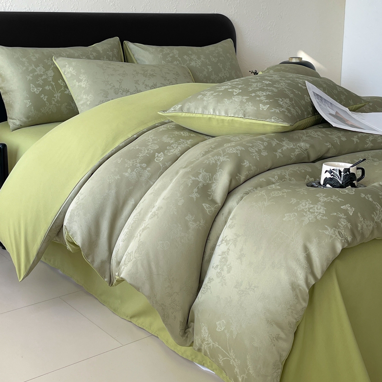 91家纺网 家纺一手货源 找家纺 大麦乐田 2026春夏新款贡缎提花纯色双拼四件套 爱草 抹茶绿